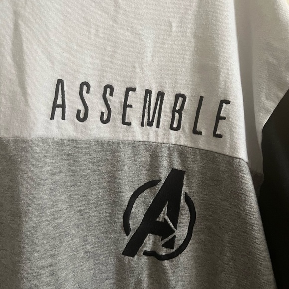 Marvel Avengers Assemble Men's T-Shirt - Picture 2 of 5